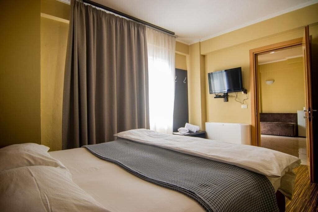 Фотография Hotel Nais Beach 3*