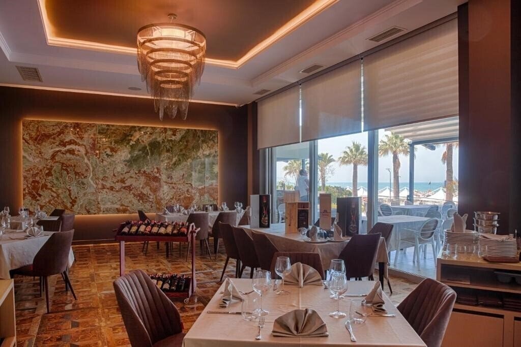 Изображение Premium Beach Hotel 5*