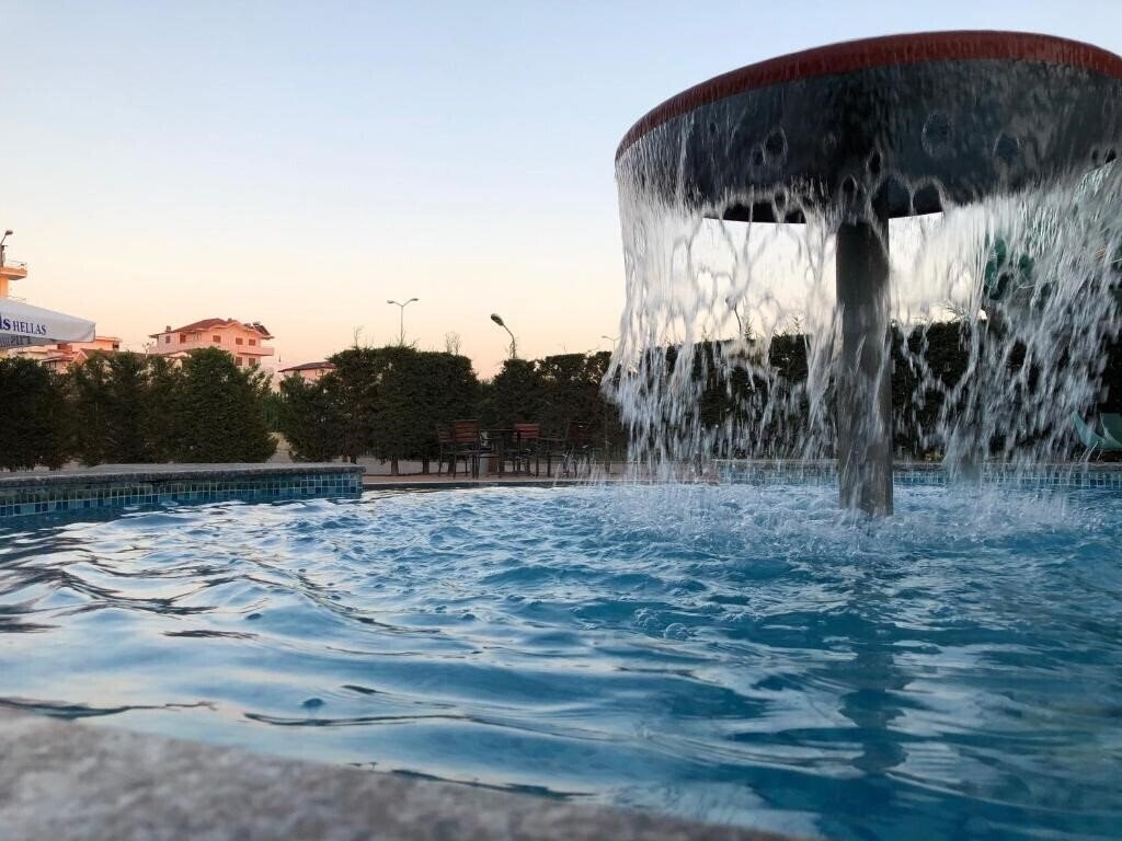 Зображення Hotel Blue Sky Golem 3*