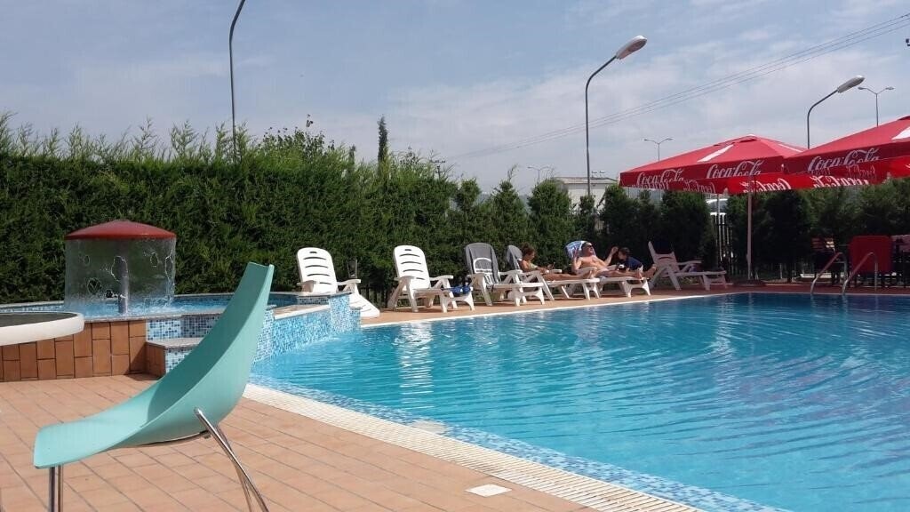 Фото Hotel Blue Sky Golem 3*