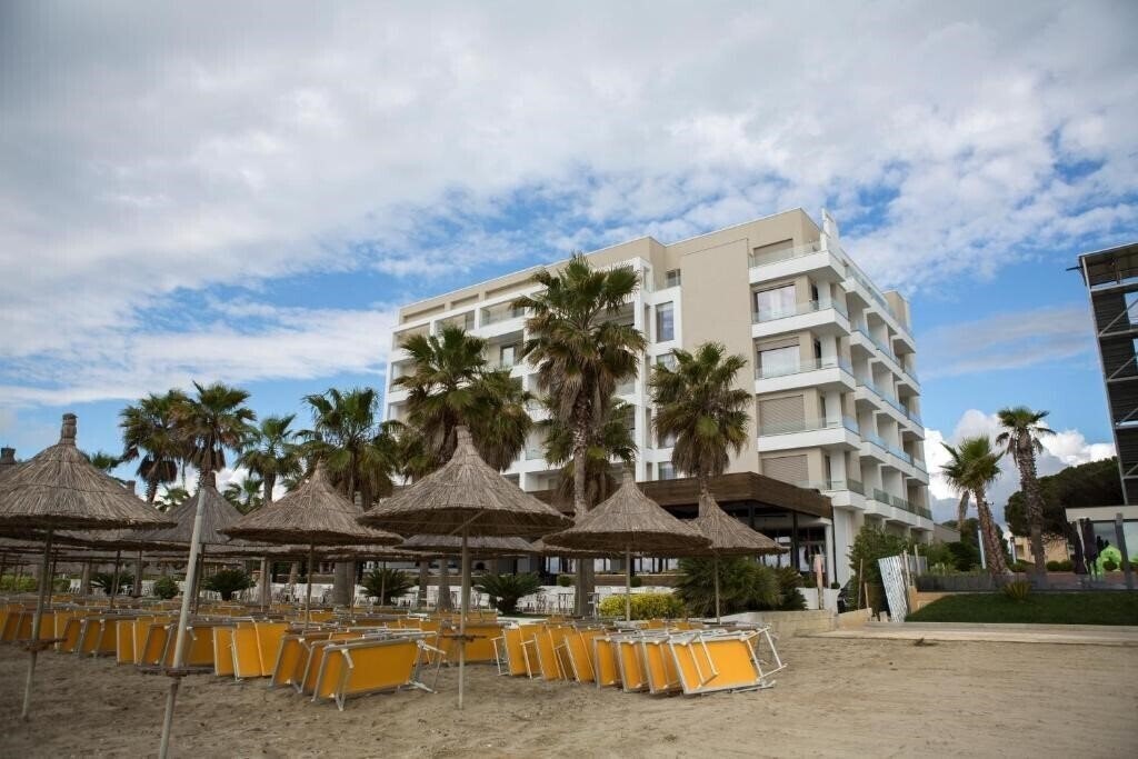 Фотографія Hotel Grint 4*