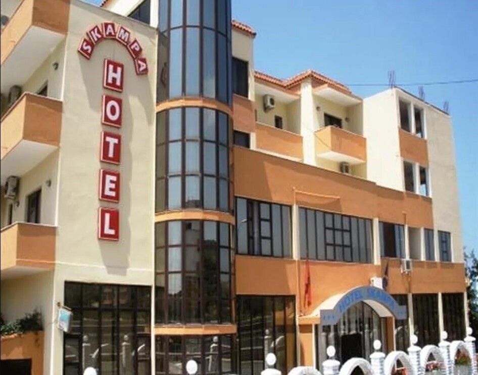 Готель Skampa 3*