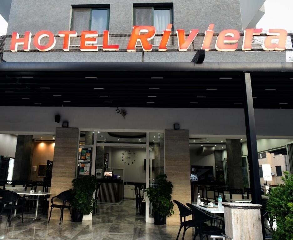 Отель Riviera 3*