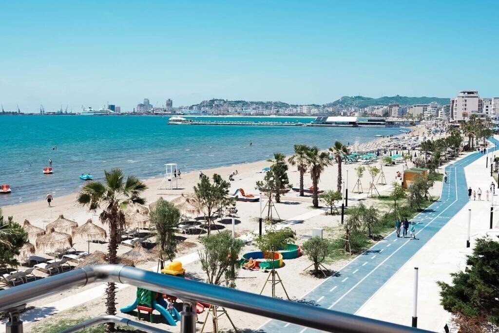 Зображення Vila One Beach Hotel 4*