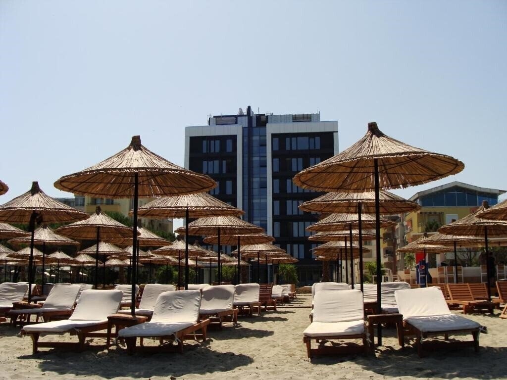 Готель Supreme Hotel & Spa 5*