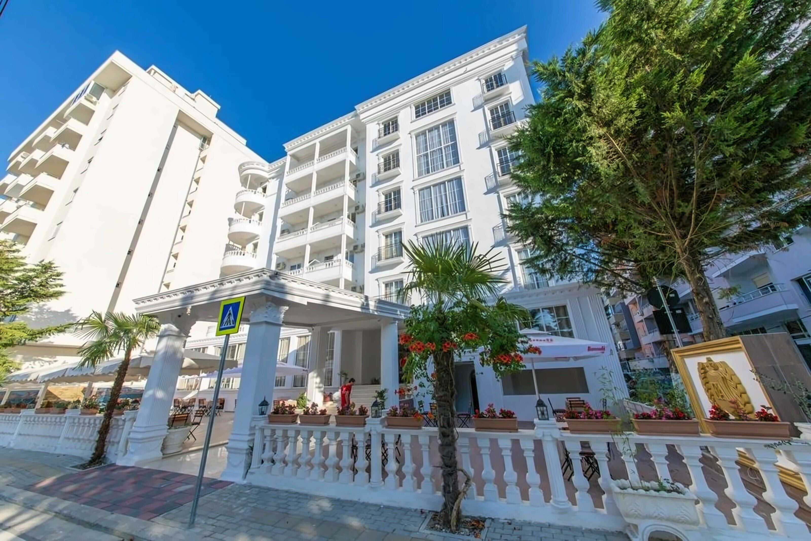 Фотографія Esal 4*