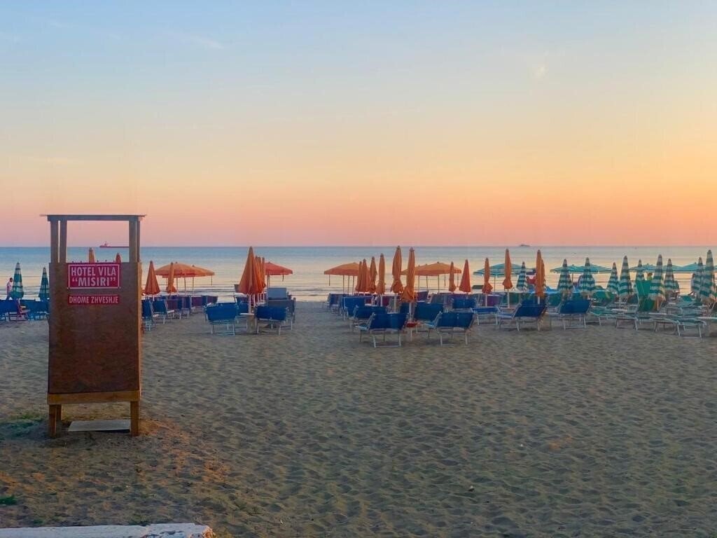 Фотографія Hotel Vila Misiri 3*