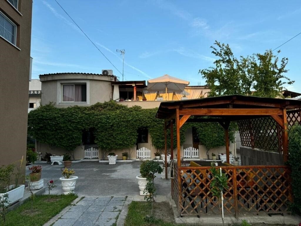 Картинка Guest House Cikaj апартаменты