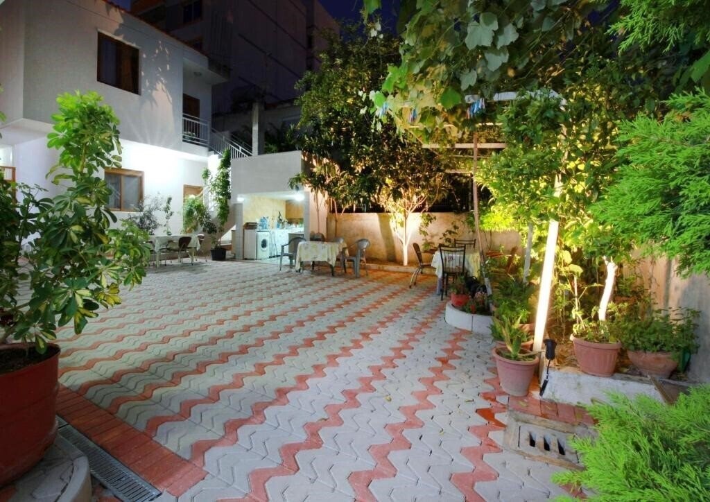 Отель My Home Guest Hause апартаменты