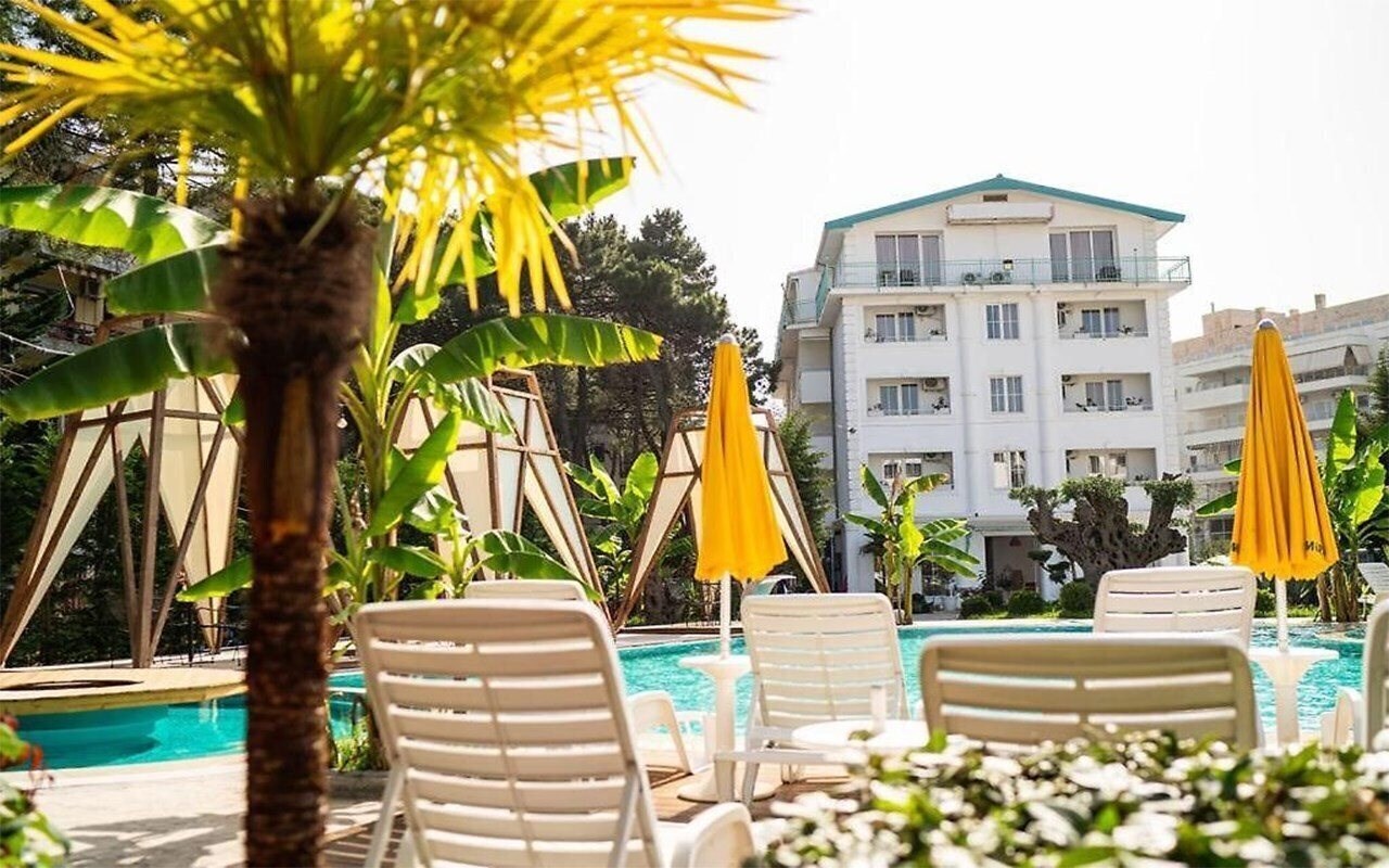 Фотографія Garden Palace (ex. Garden Palace Hotel Golem) 4*