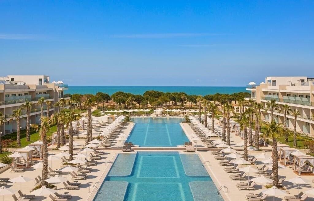 Отель Melia Durres 5*