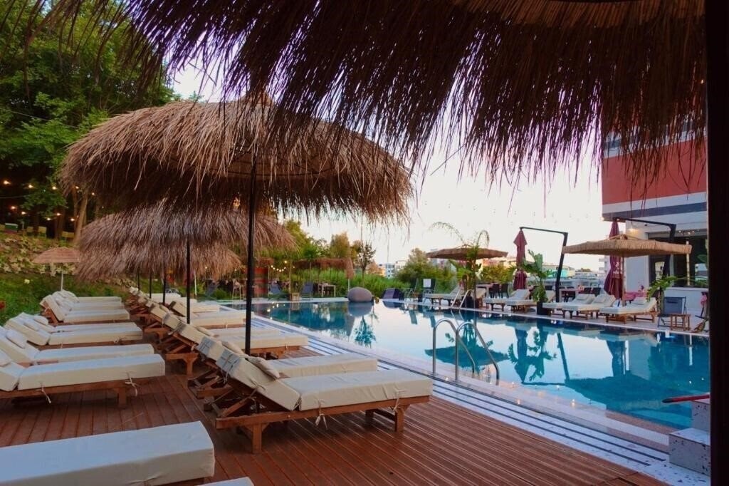 Фото Olivia'S Hill Resort 4*