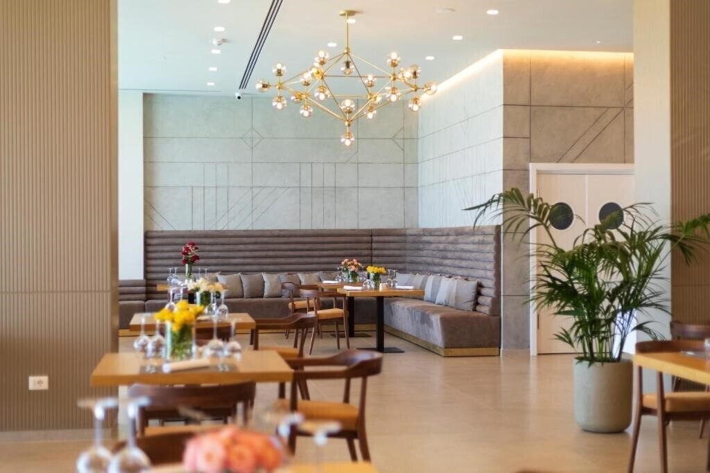 Изображение AMR Hotel (ex. Atrio) 4*