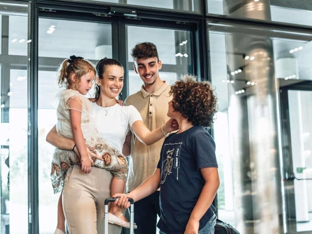 Картинка Movenpick Hotel Lalez 4*