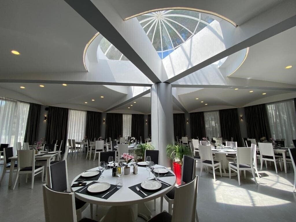 Фотография Atrium Deluxe Resort 4*