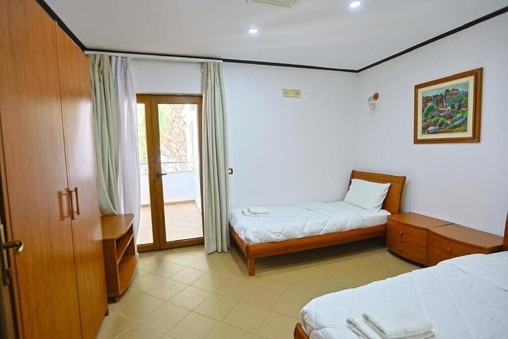 Картинка Kastrati Hotel 3*