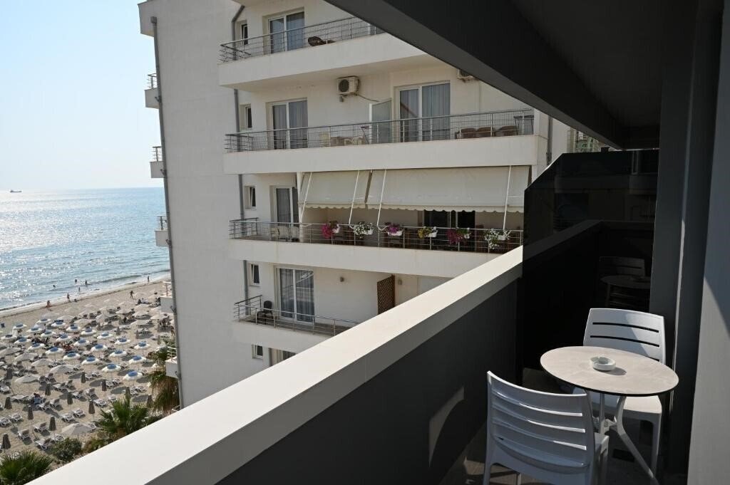 Картинка Adria Palace 4*
