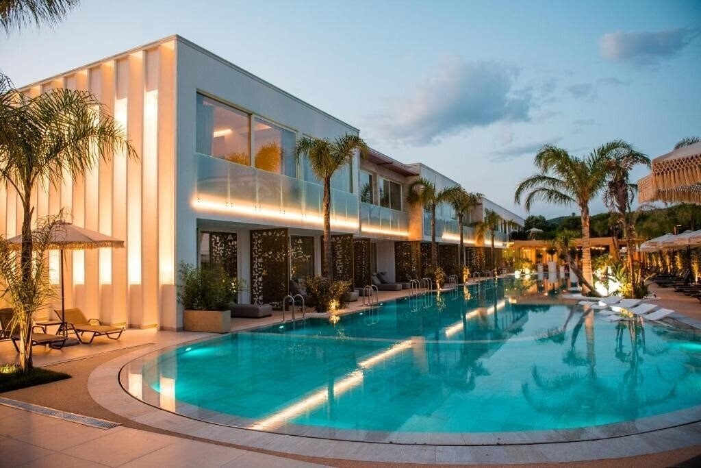 Отель Elite Bay Boutique Hotel 4*
