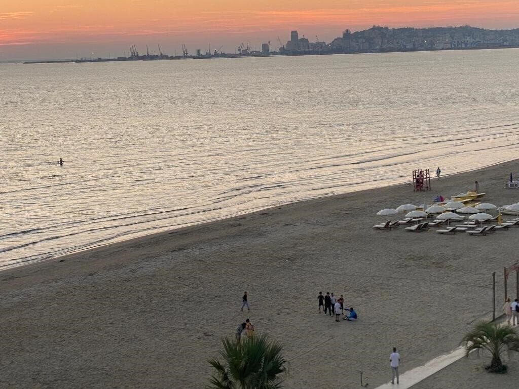 Изображение Wave Beachfront Apartments 3*