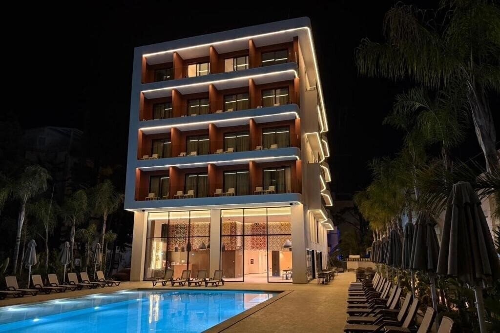 Готель Savotel Resort 4*