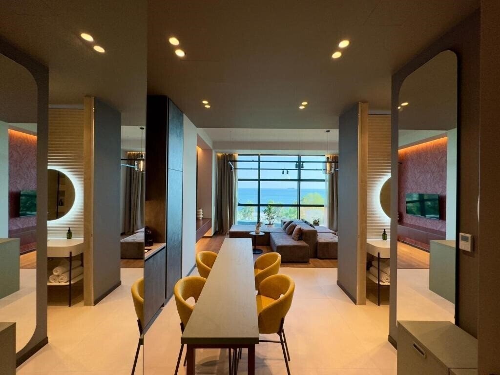 Фотографія Zins Luxury Apartments 3*