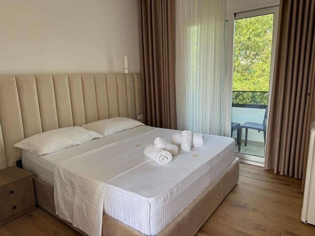 Фото Vila Aaron 3*