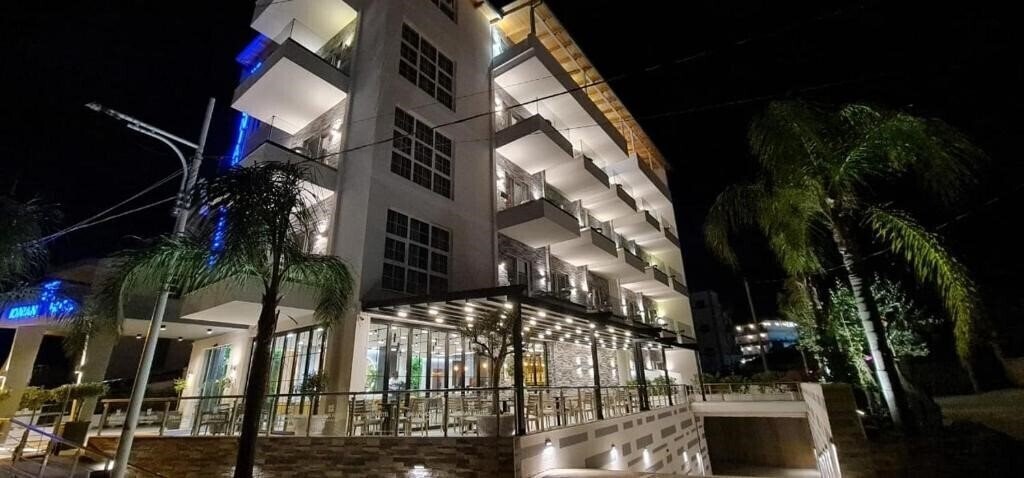 Готель Hotel Ionian 4*