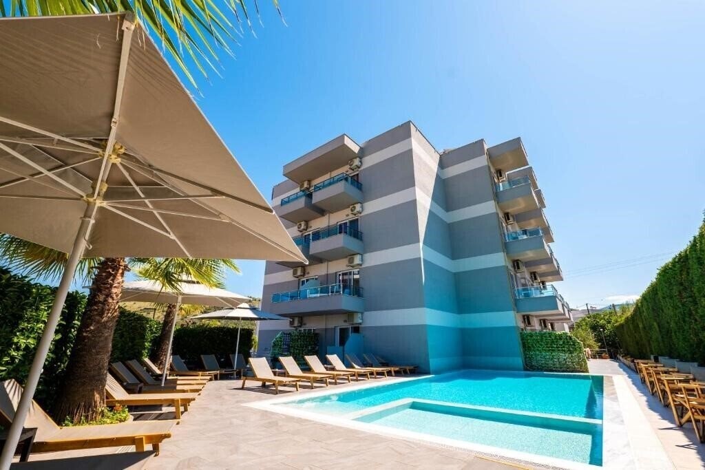 Фотографія Hotel Heksamil 3*
