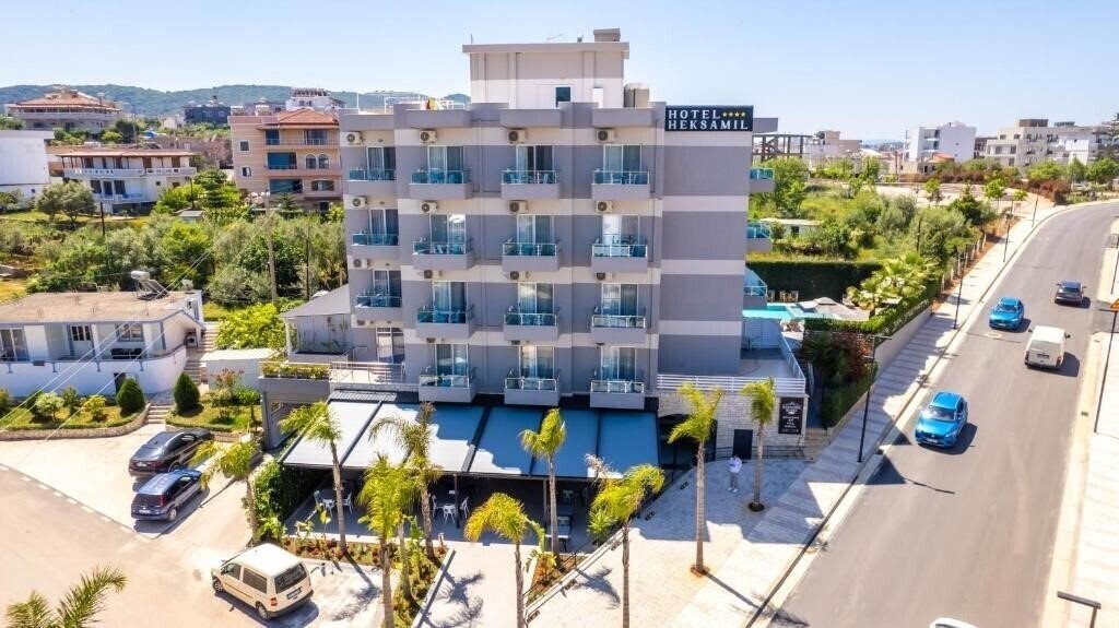 Готель Hotel Heksamil 3*