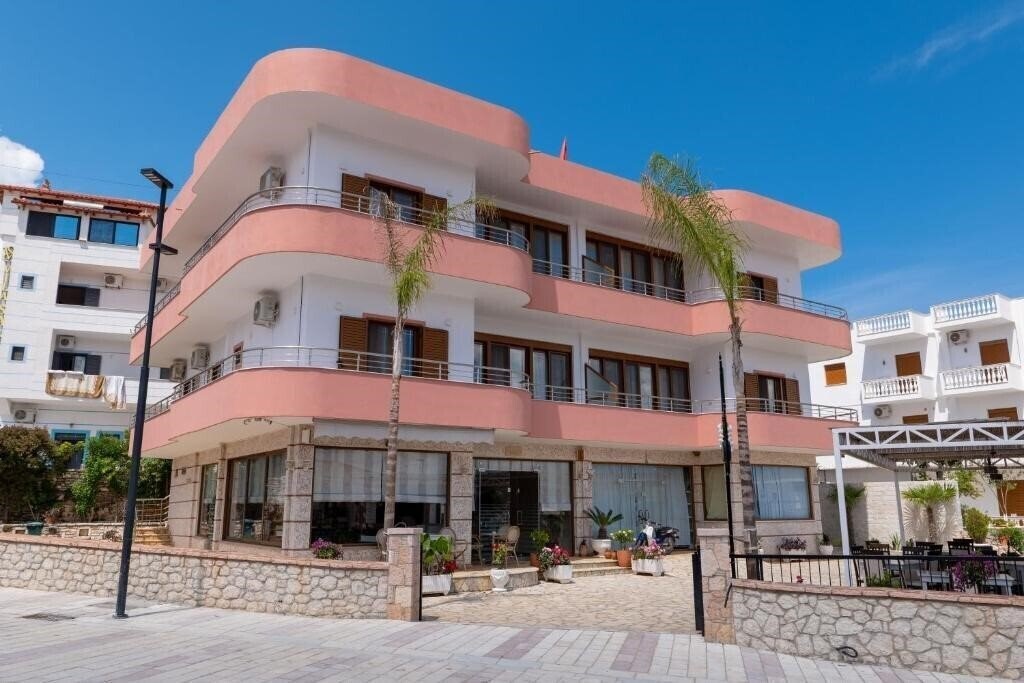 Готель Doni Apartments Ksamil 3*