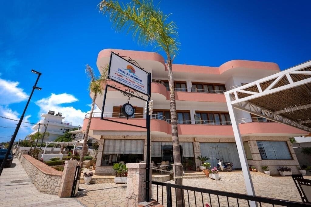 Фотографія Doni Apartments Ksamil 3*