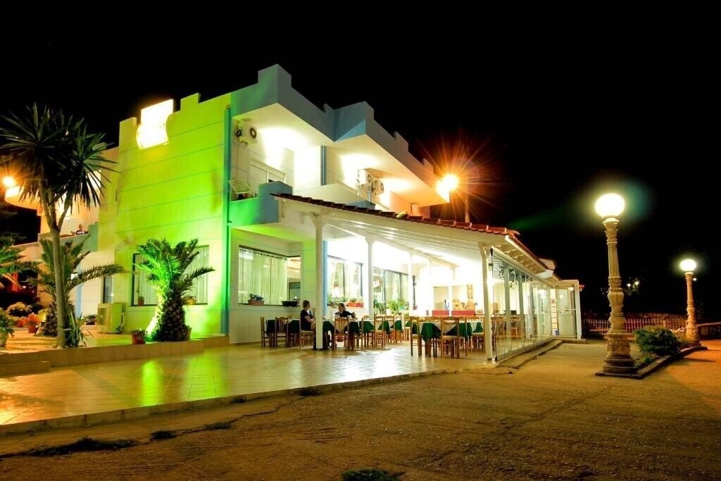 Фотографія Artur 3*