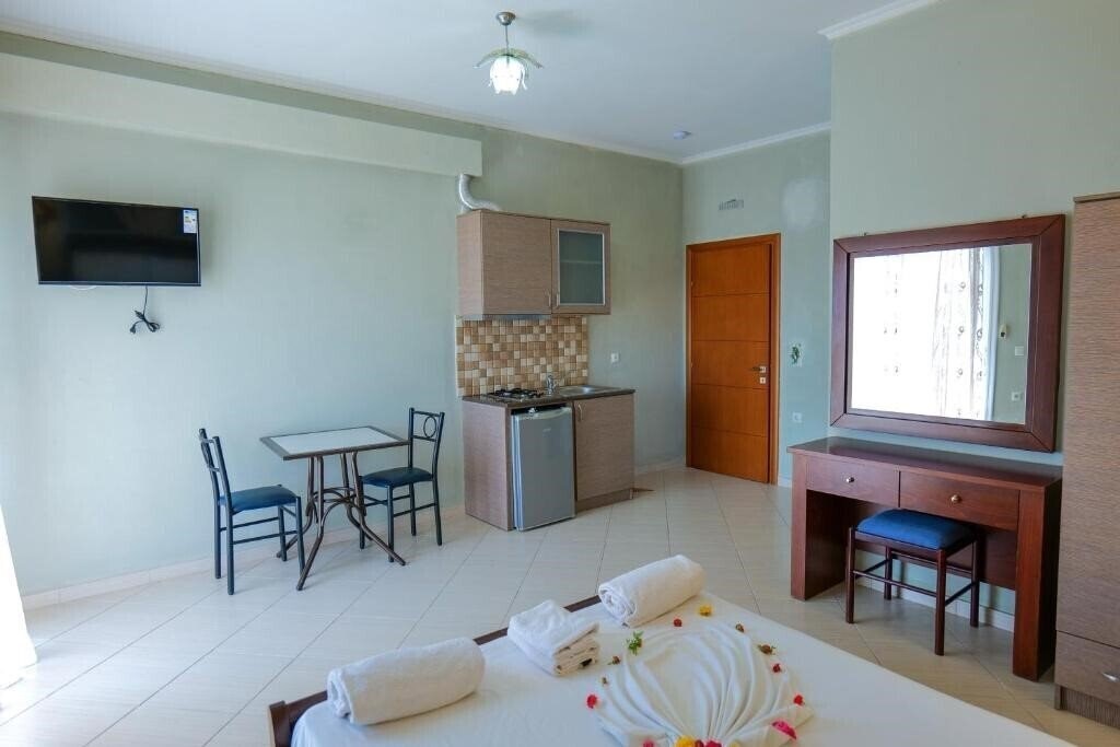 Фотографія Hotel Chris 2*