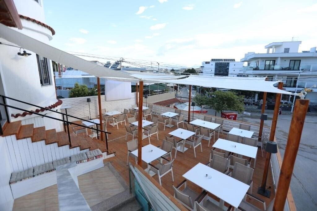 Готель Bliss Hotel 3*