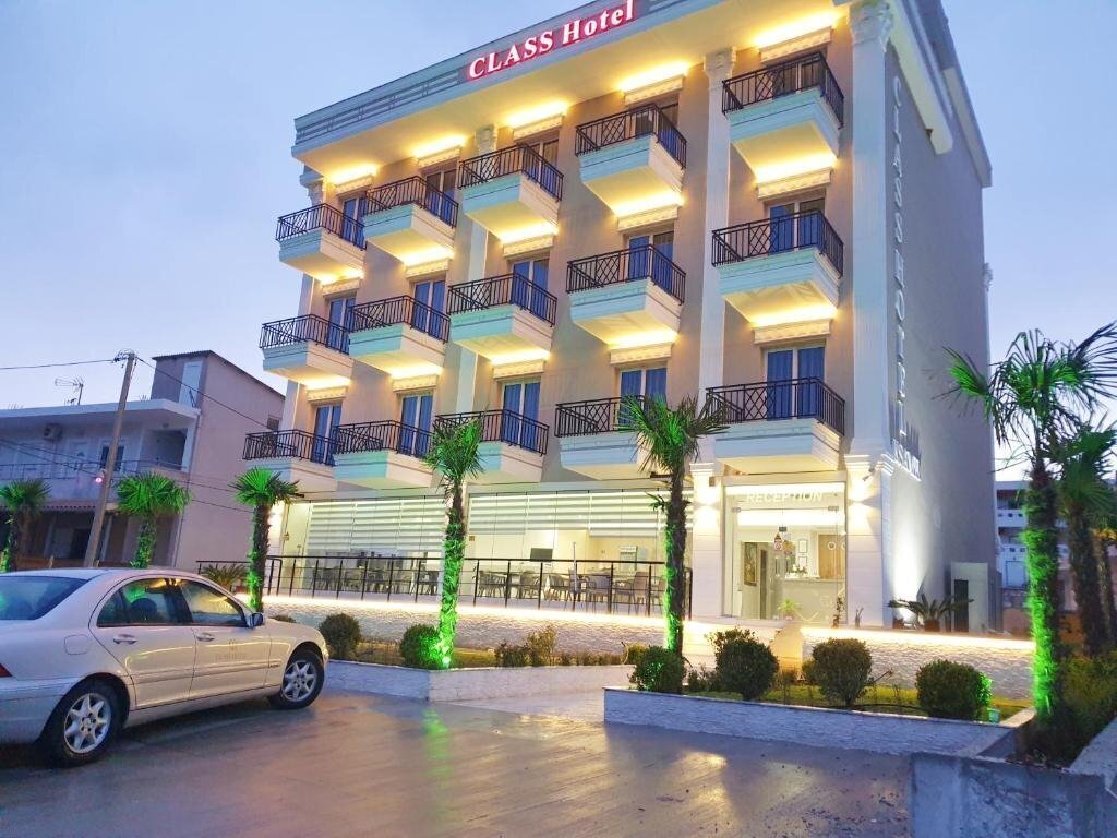 Готель Class Hotel 4*