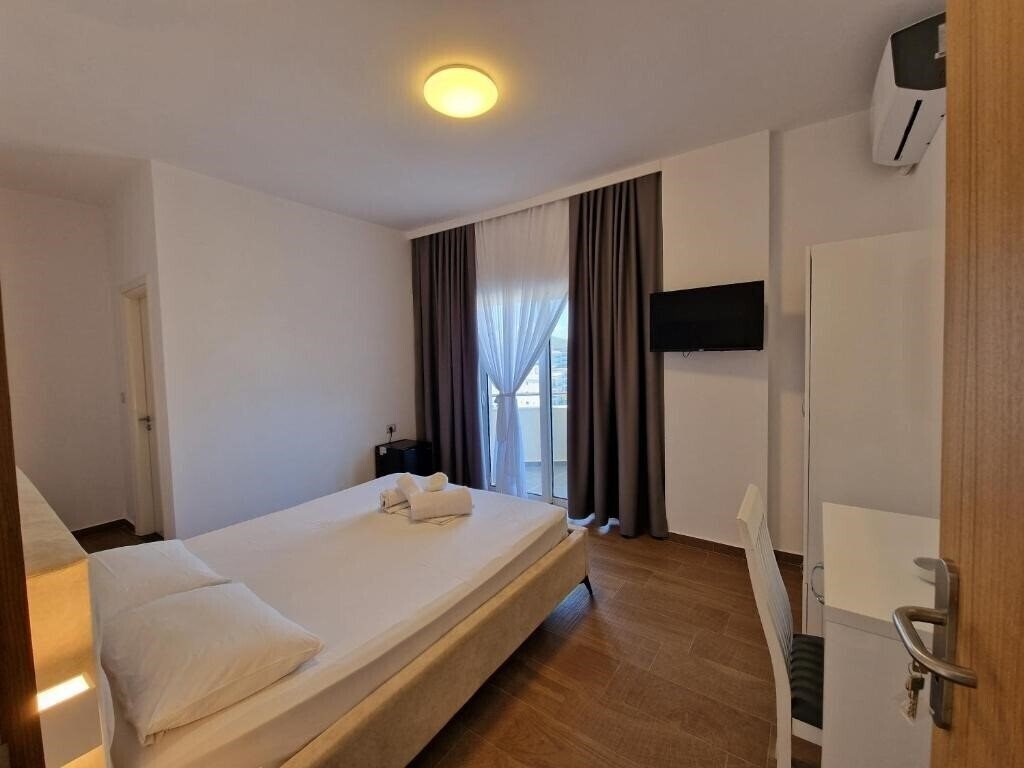 Фотография Queen Margaret Seaside 4*