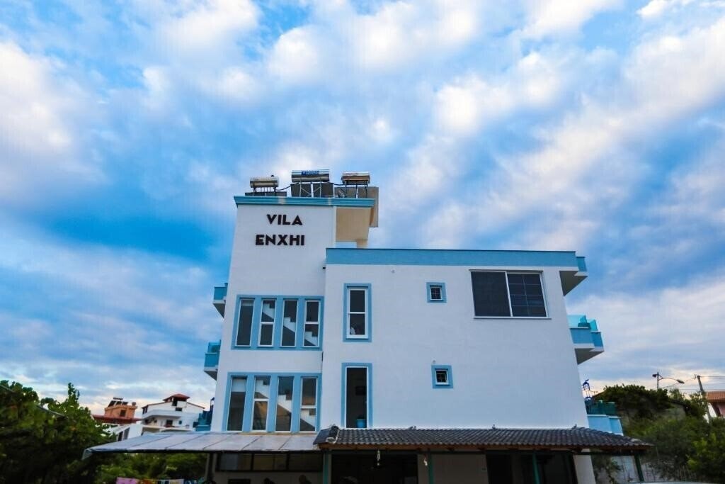 Отель Vila Enxhi 3*