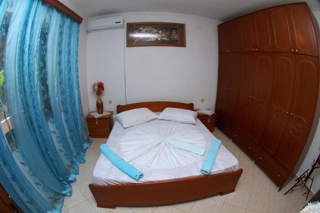 Картинка Vila Ronaldo 2*