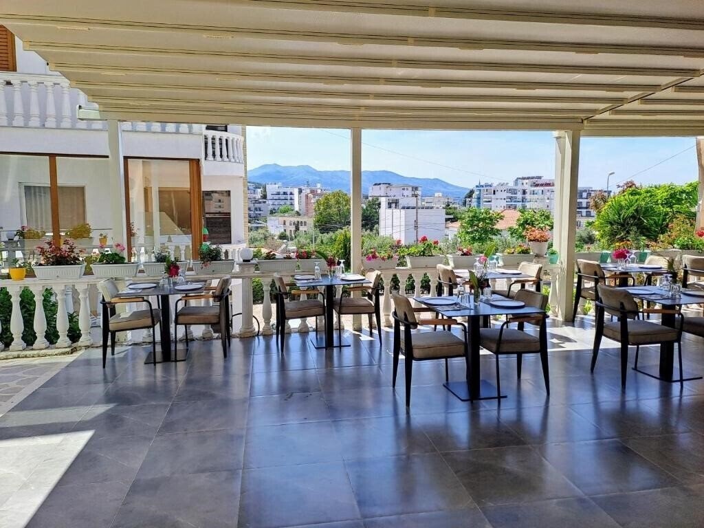 Фото Hotel Vathi 3*