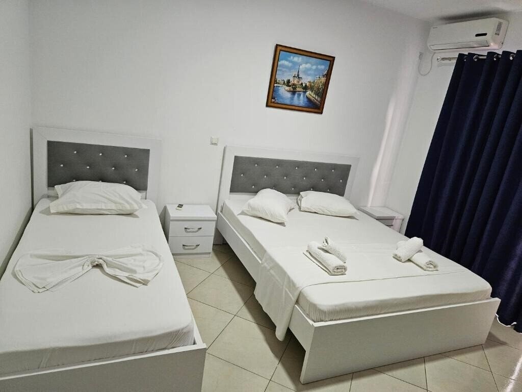Фотография Ylli Mance Apartments апартаменты