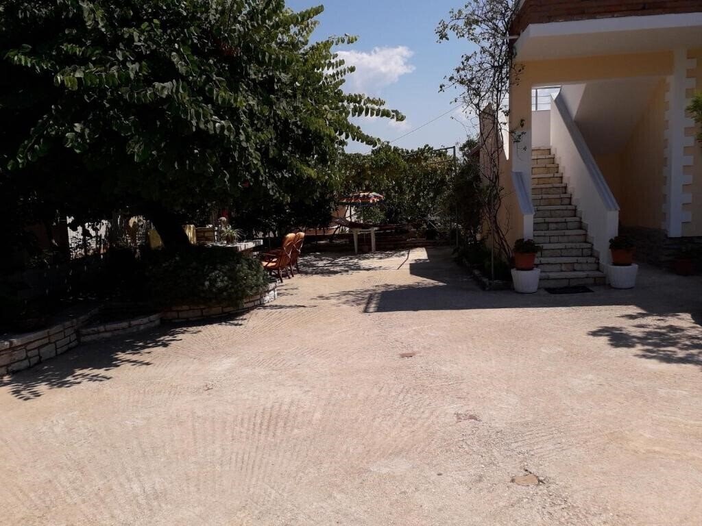 Фотографія Apartments Violeta апартаменты