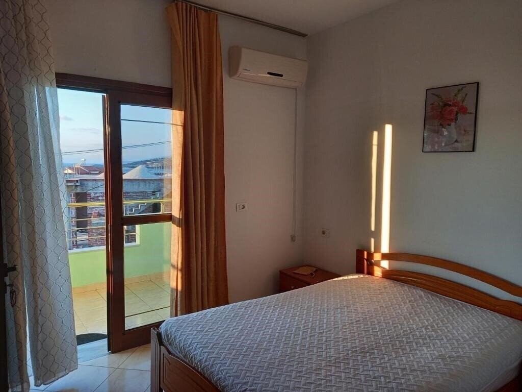 Отель Apartaments Skrapalli Apartments апартаменты