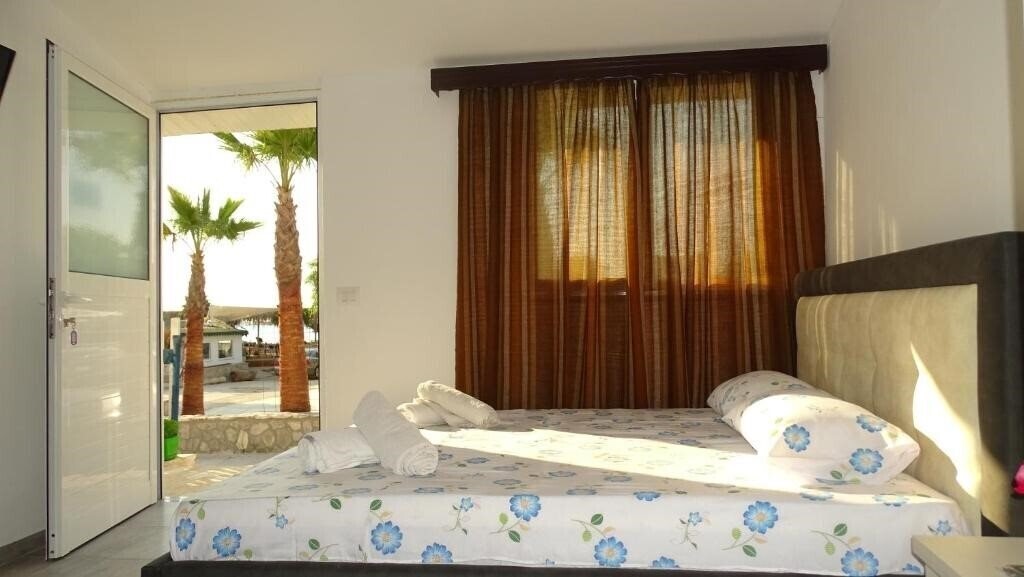 Картинка Seaside Cabin Apartments апартаменты