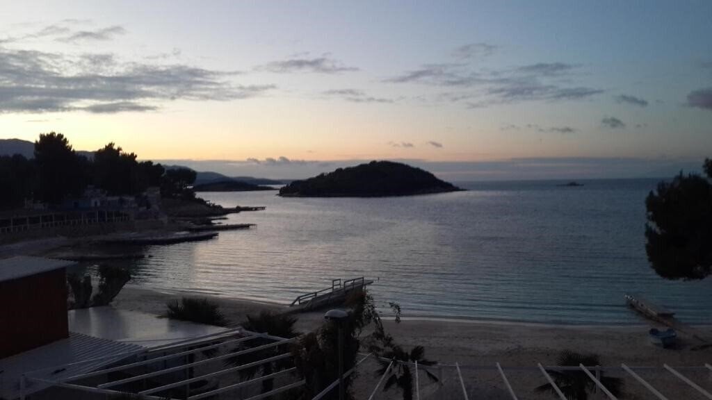 Фотография Seaside Cabin Apartments апартаменты