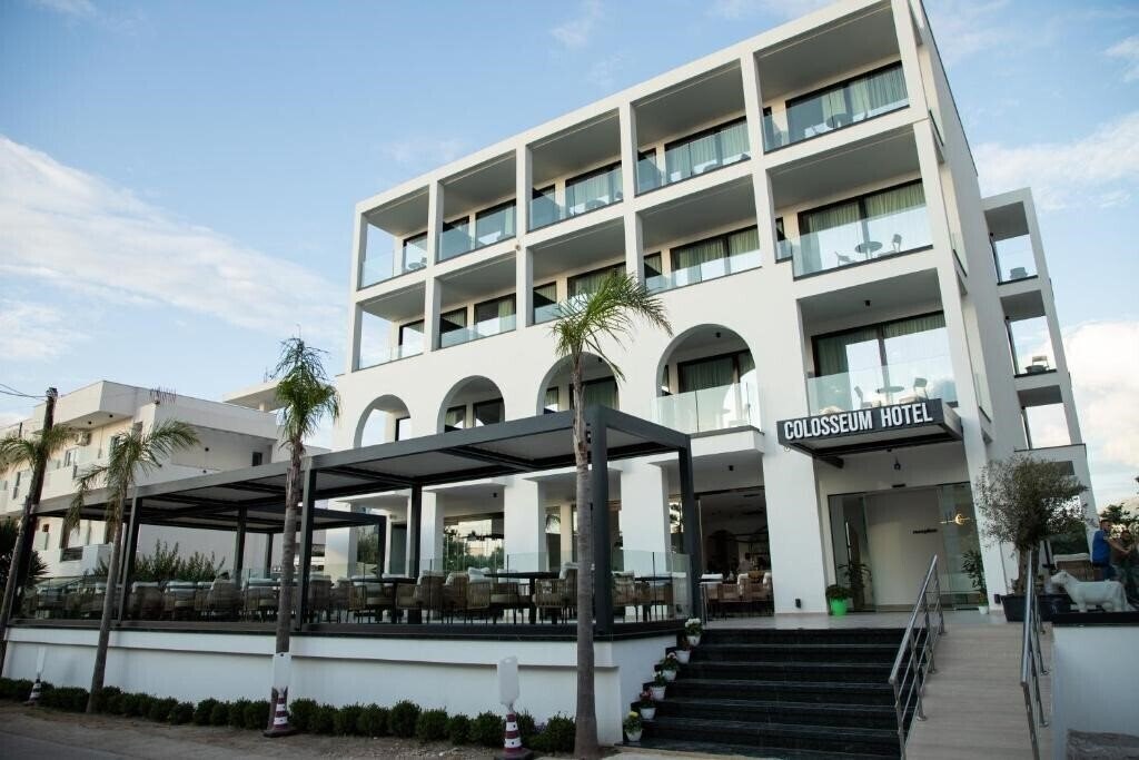 Фото Colosseum Hotel 4*