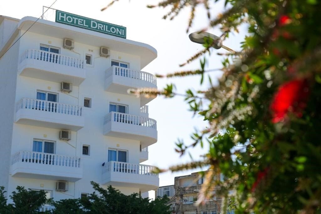 Готель Hotel Driloni Ksamil 3*