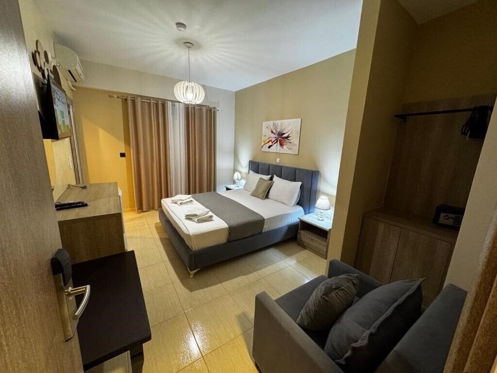 Фотографія Hotel Driloni Ksamil 3*