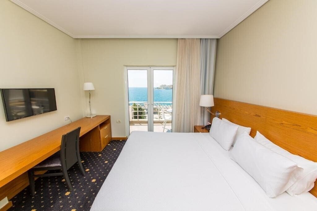 Фото Agimi & S (ex. Agimi&S, Hotel Agimi Saranda) 4*