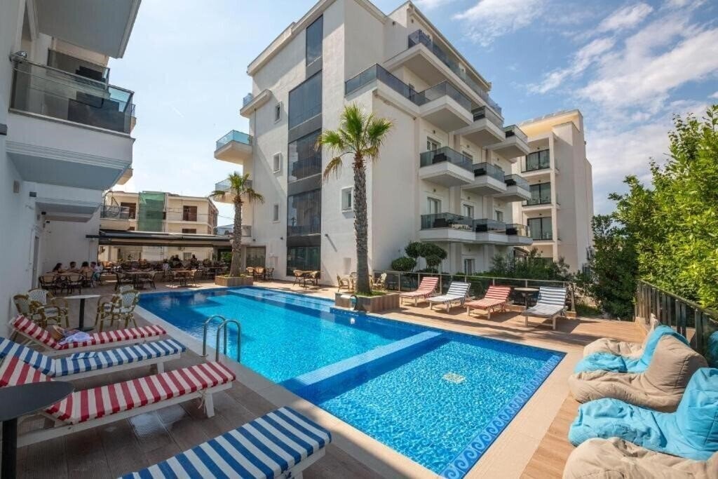 Фотографія L'Amo Del Mare 4*