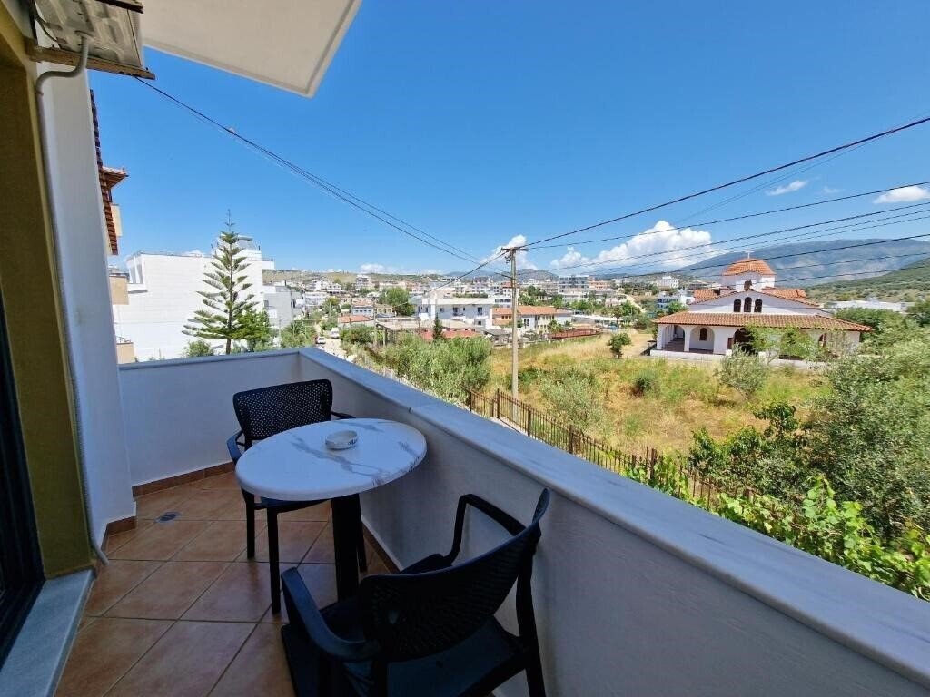 Фото Villa White 3*